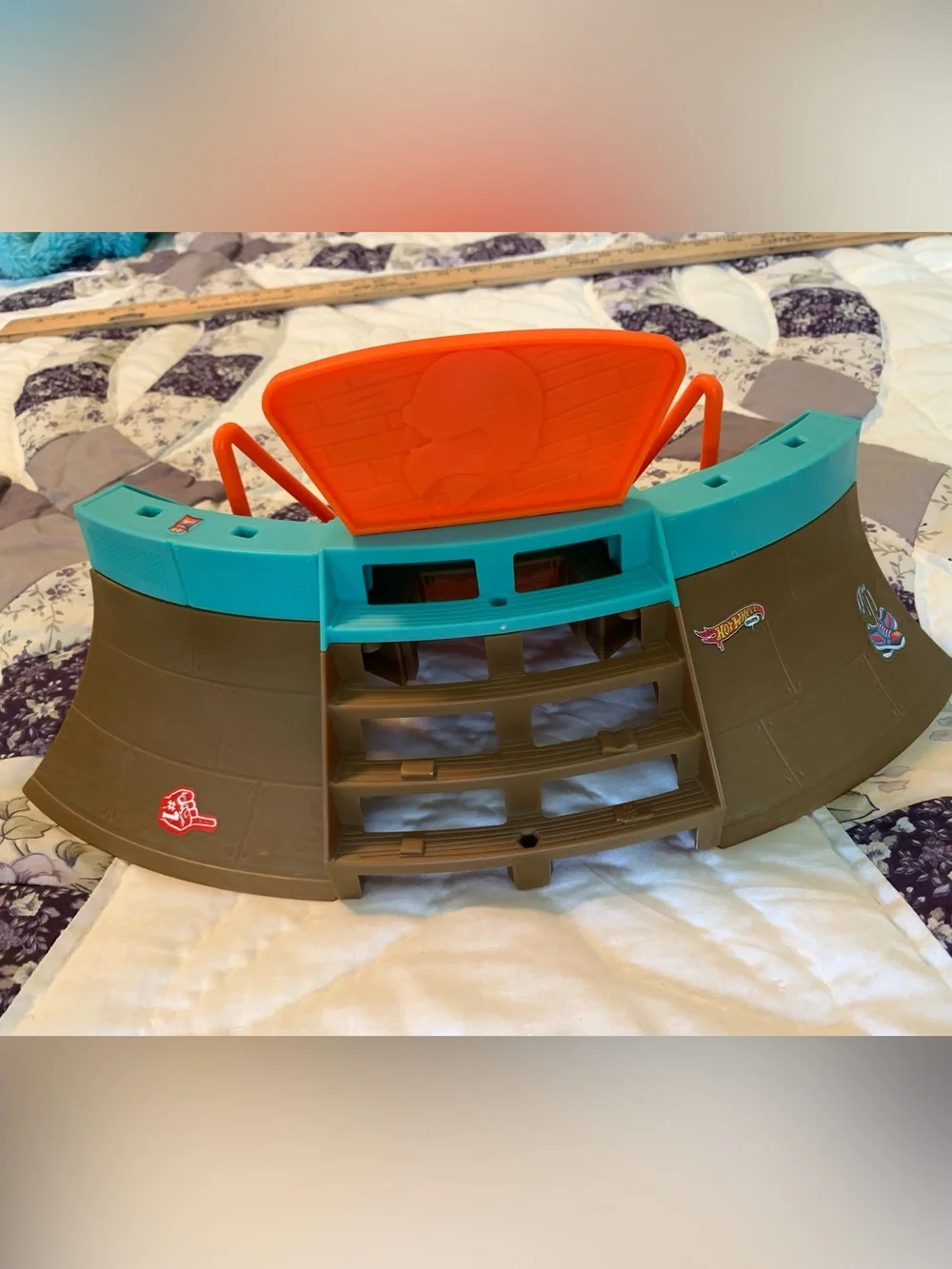 Hot Wheels Tony Hawk Skate Stadium Playset - Teal and Orange